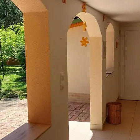 Проживание в семье Hostel Zamardi